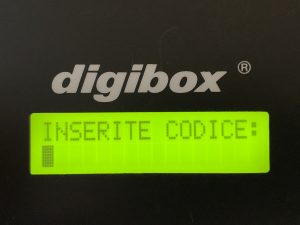 digibox Schlüsselausgabe :: hier mehrsprachig aktiviert in Italienische Sprache